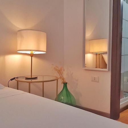 Elicriso Suites Yenne كالياري المظهر الخارجي الصورة