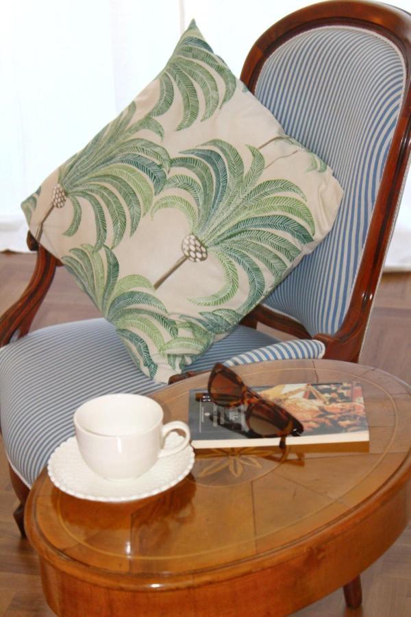 Elicriso Suites Yenne كالياري المظهر الخارجي الصورة